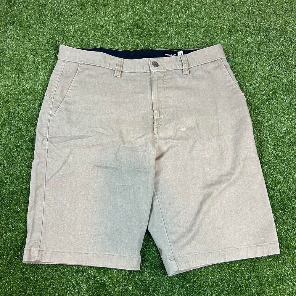 Volcom Men's Tan and Cream Shorts